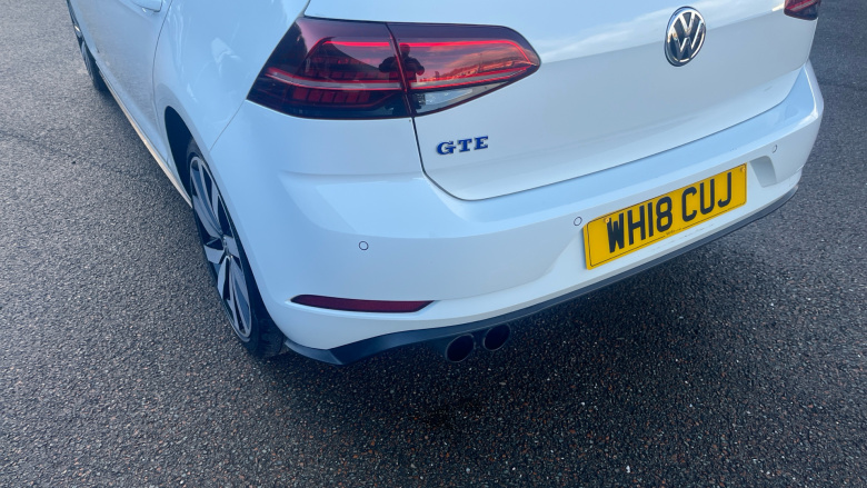 Volkswagen Golf 1.4 TSI GTE Advance 5dr DSG Hatchback